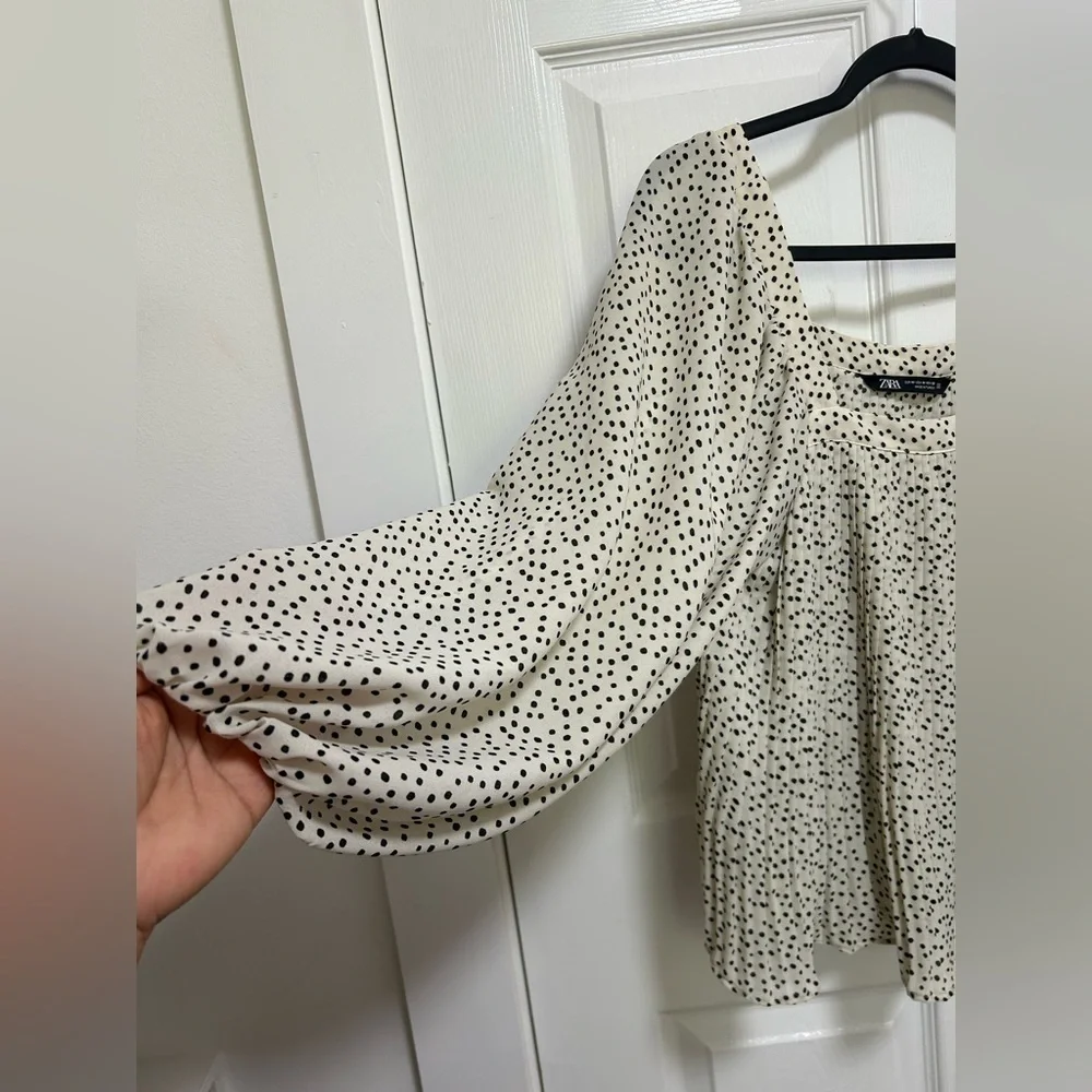Zara White and Black Polka Dot Blouse
